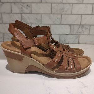 Natural Soul wedge sandal